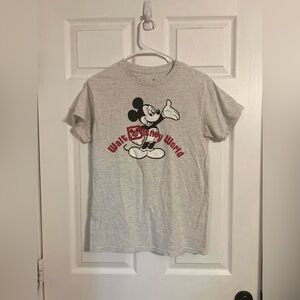 Walt Disney World Mickey Mouse Short Sleeve Tshirt Gray Size Xs Crew Neck